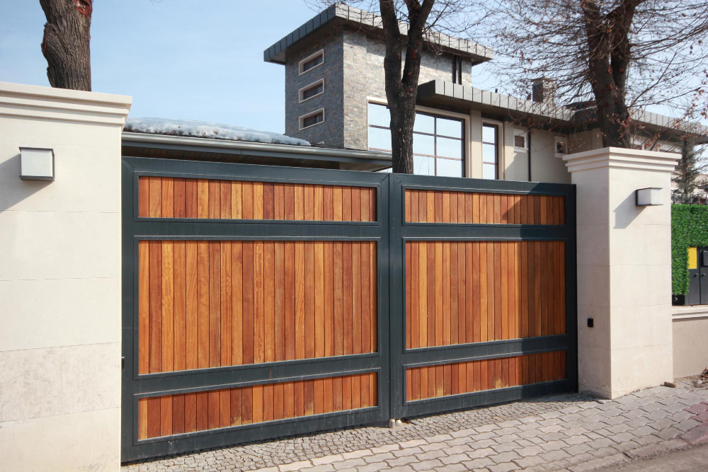Installation de portes et portails sur mesure